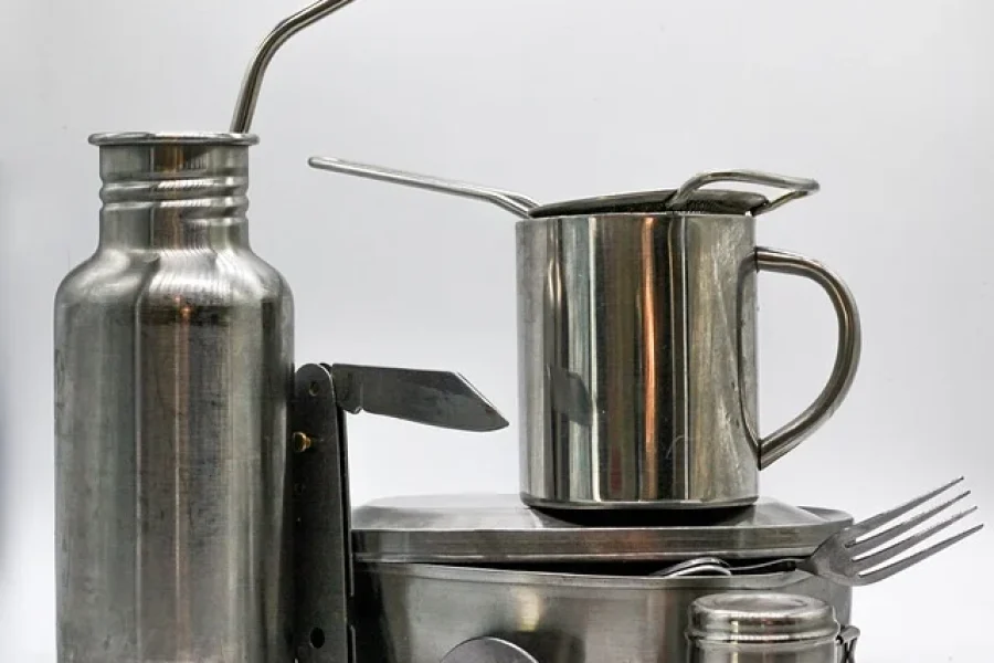 camping-utensils-care