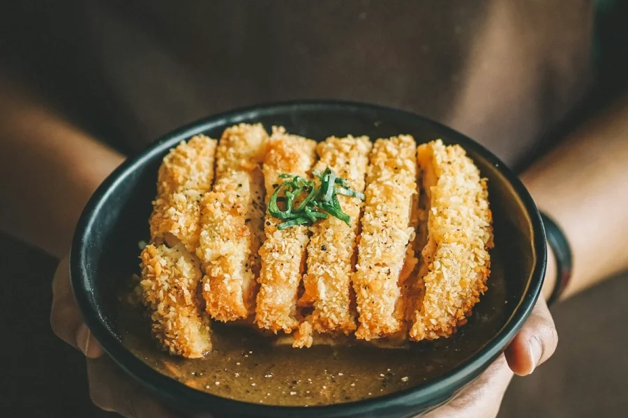 ramen-bowl-chopsticks
